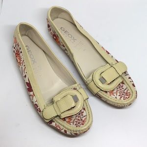 Geox Respira Floral Flats; size 10